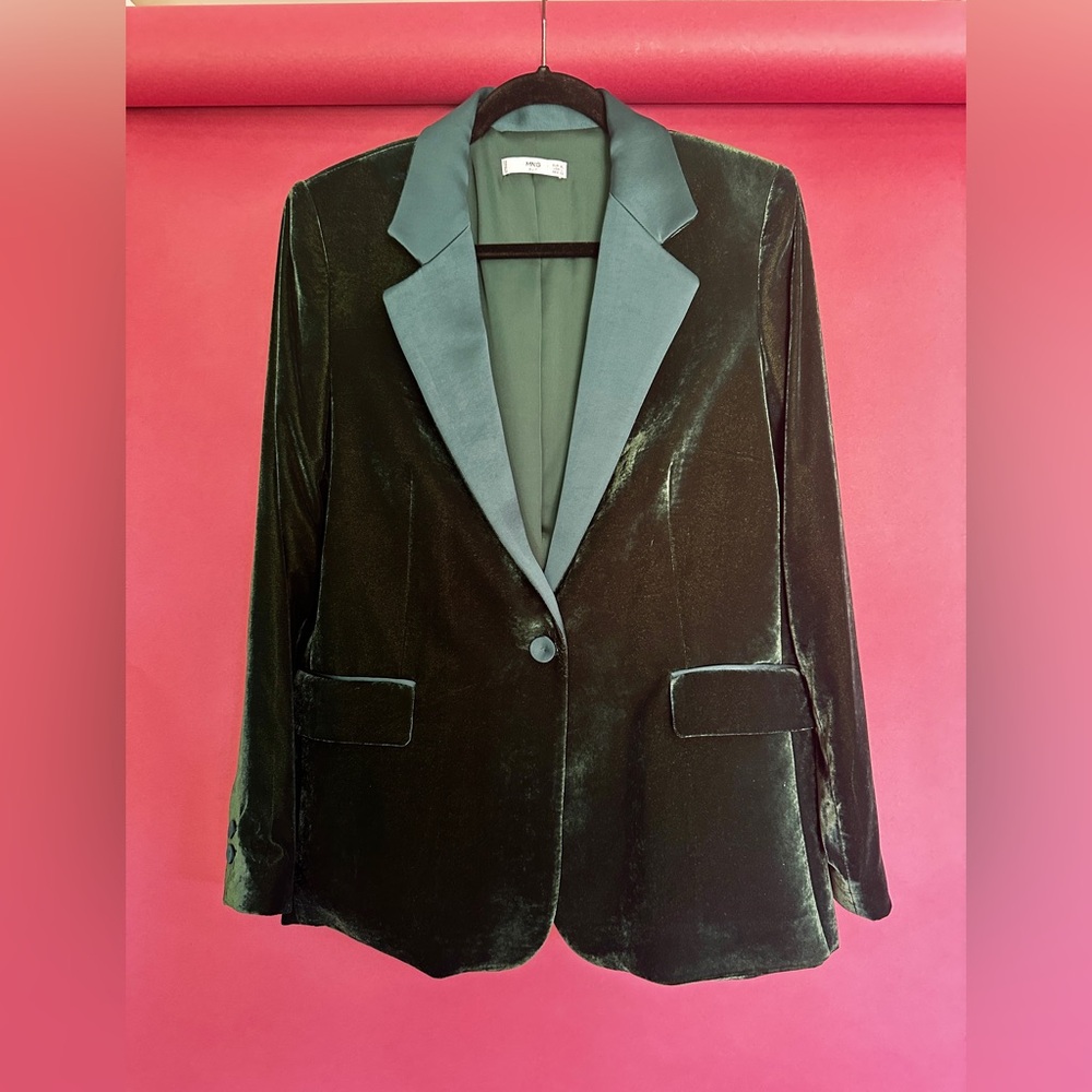 Ming Forest Green Velvet Blazer